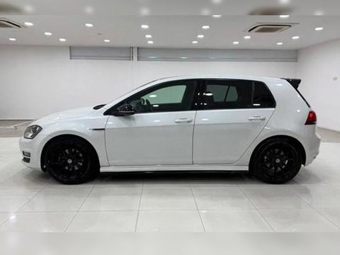 2016 Volkswagen Golf photo 15