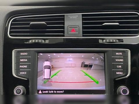 2016 Volkswagen Golf photo 26