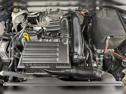 2016 Volkswagen Golf photo 45